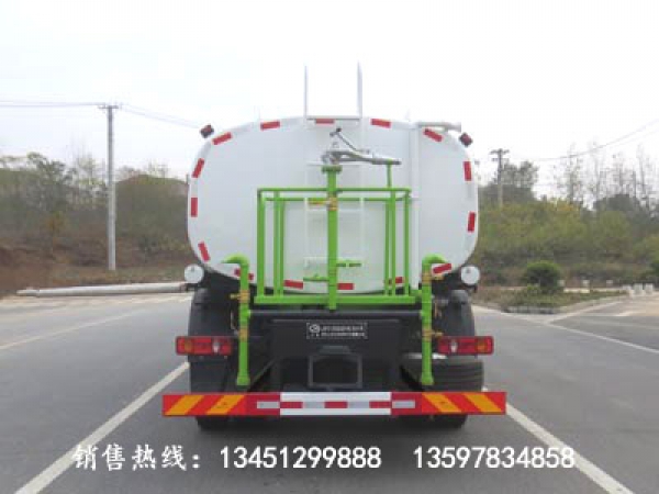 東風(fēng)天錦灑水車(chē)（國(guó)六）